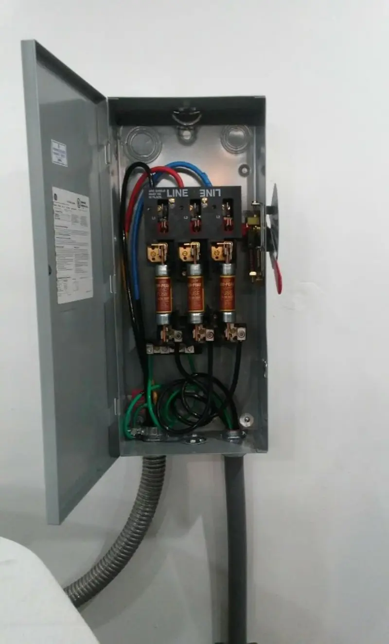 Three-phase disconnect switch installed for Electrical Wiring & Rewiring in Peotone
